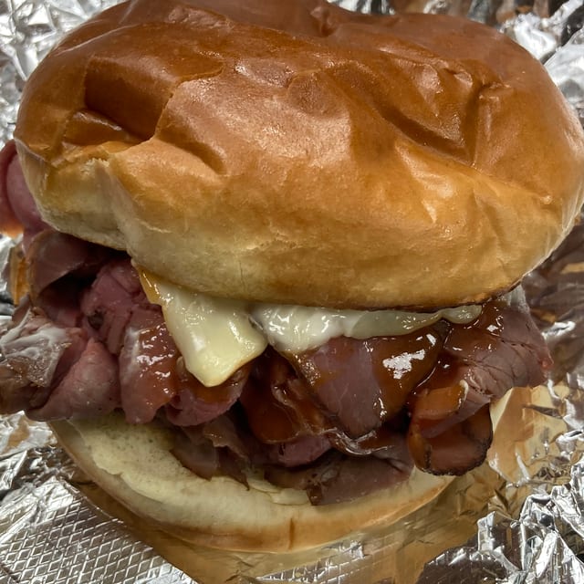 Junior Beef Sandwich.