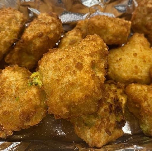 Small Broccoli Bite.